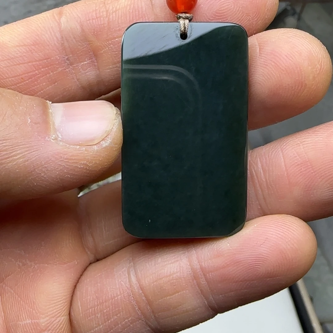 和田玉未镶嵌颈饰青玉