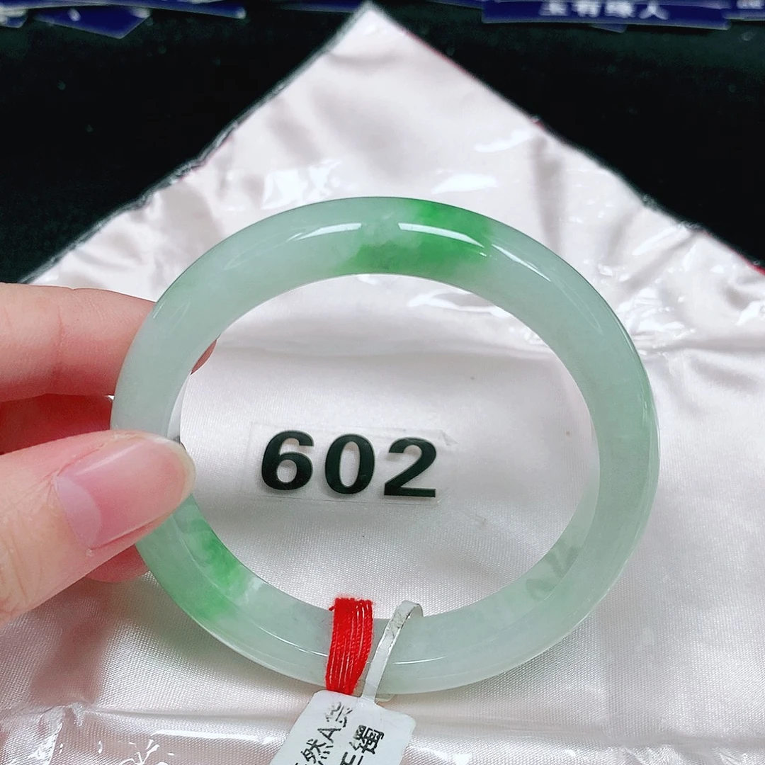 翡翠未镶嵌手镯翡翠手镯未镶嵌