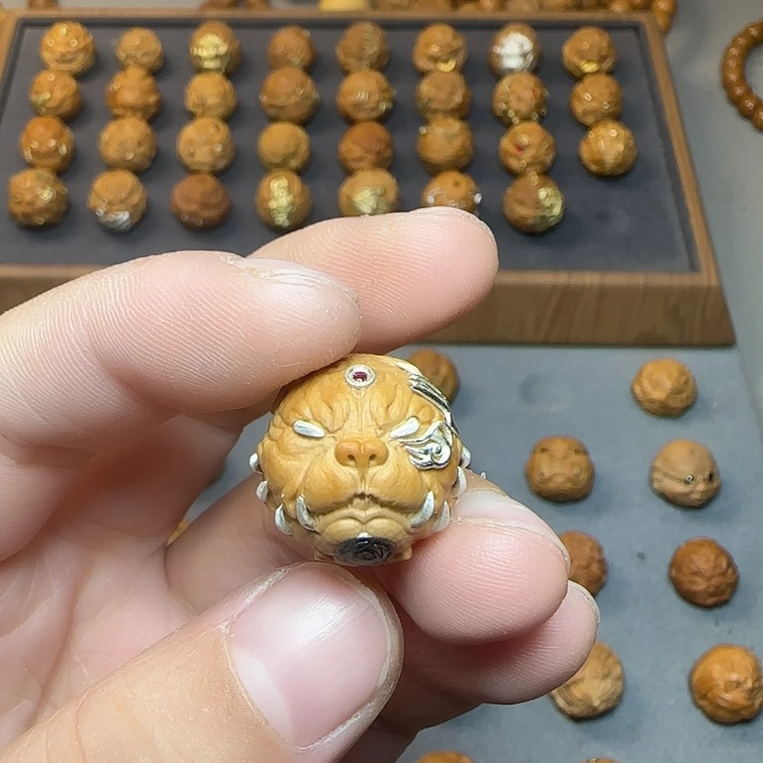 ʚ***ɞ吊坠猴头核桃银狗