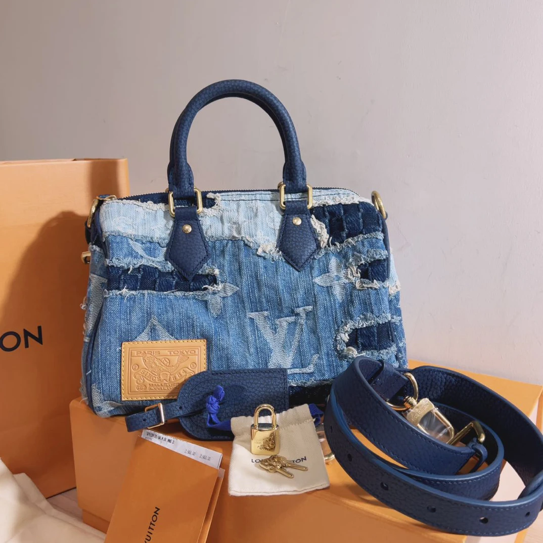 未使用 LouisVuitton/路易威登 友福/丹宁枕头25/全新/57800549