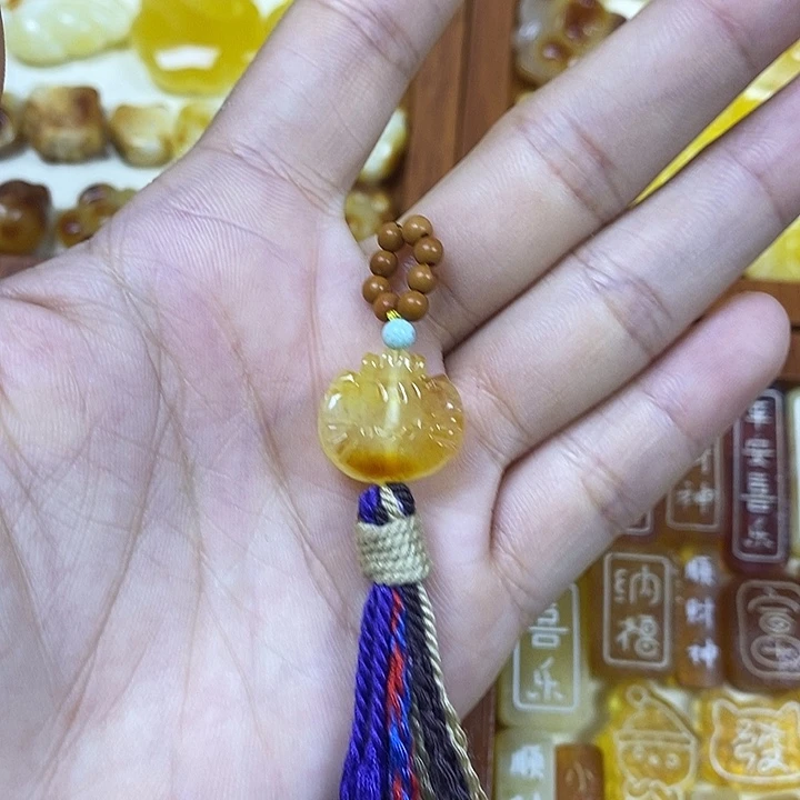 橄榄核吊坠开播福利4