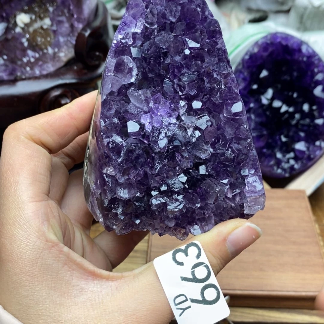 水晶大型摆件（非配饰）未镶嵌