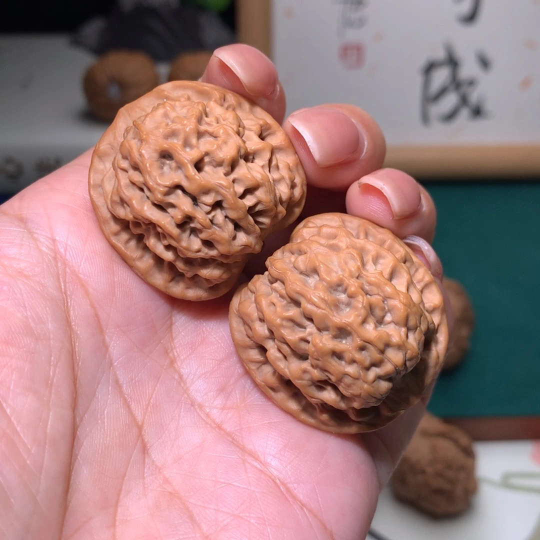 文玩核桃把件秦闷