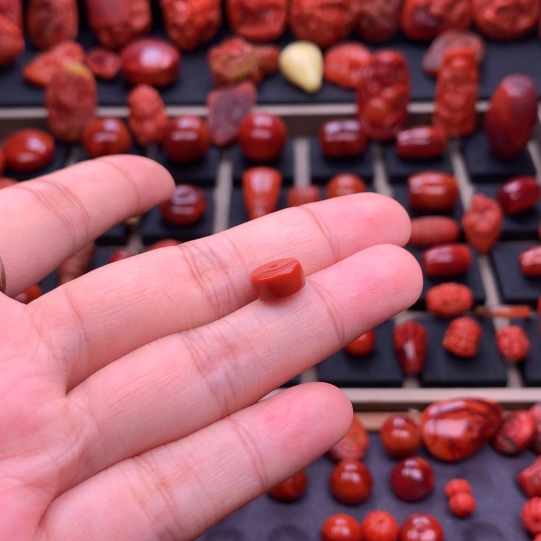 南红玛瑙未镶嵌原矿精工直切隔片9.2mm