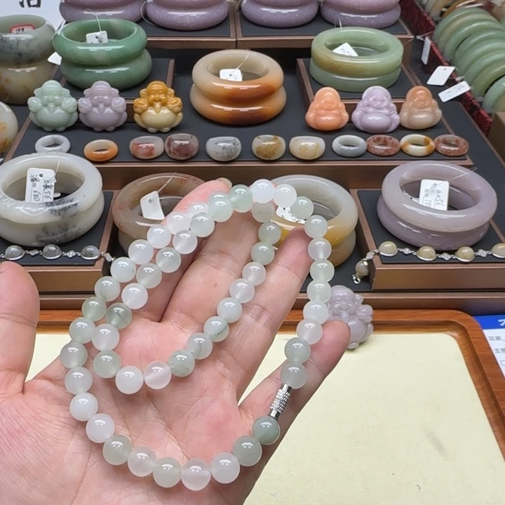 石英岩玉未镶嵌手镯