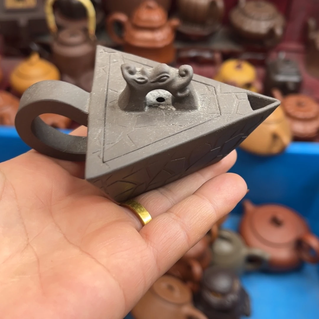 紫砂茶壶紫砂……………………紫砂