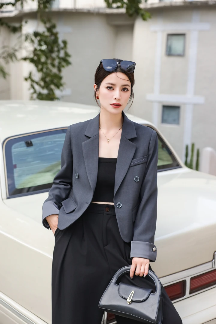 0219-01   女士时尚气质百搭西服外套  XYJR  8035