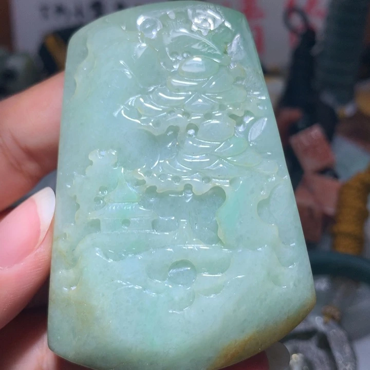 翡翠未镶嵌颈饰保真天然A货翡翠