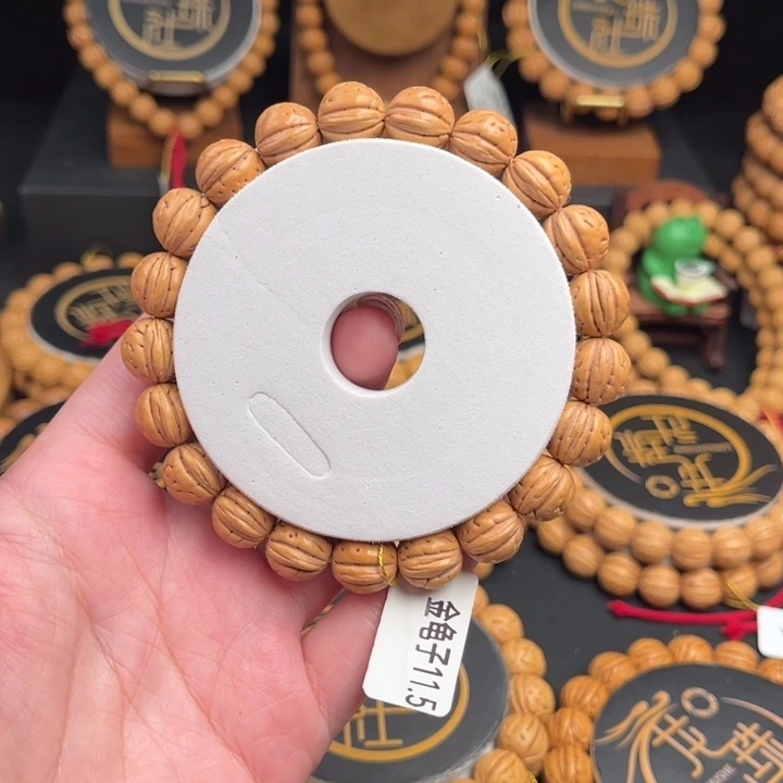 手串桃核金龟子边尺11.5 抛光尺寸误差0.5mm之间21颗