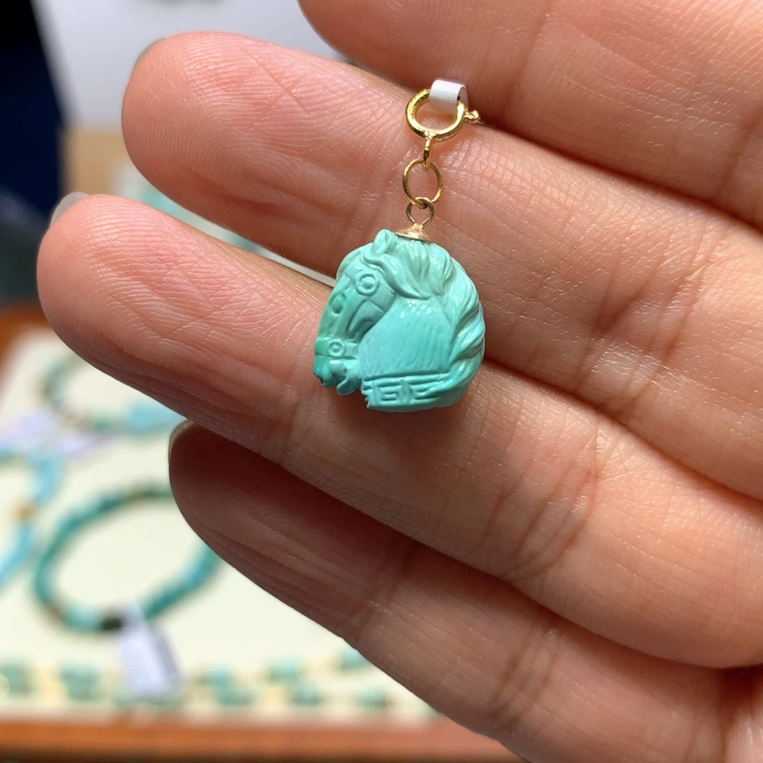 绿松石18K金镶嵌挂件