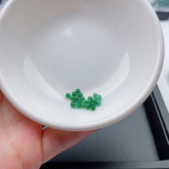 翡翠未镶嵌手链配饰