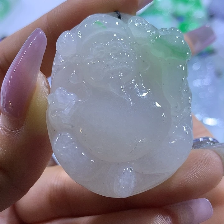 翡翠未镶嵌颈饰天然翡翠A货吊坠