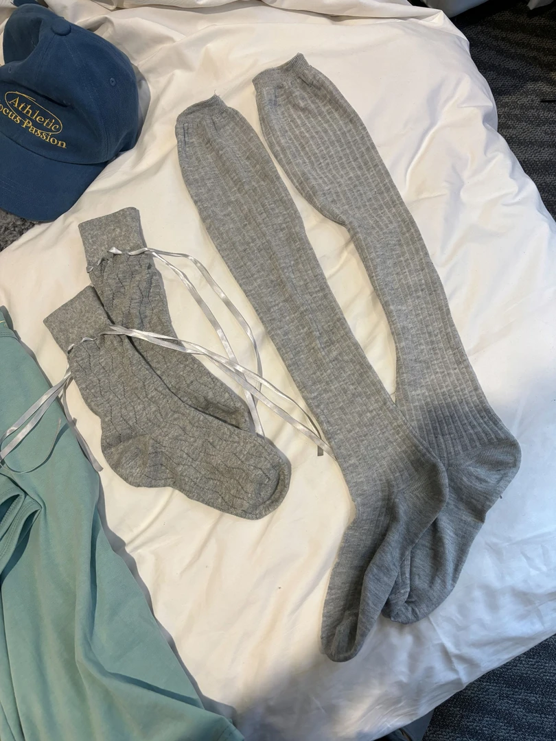 TOTHEND—“女团袜”蝴蝶结小腿袜+竖条过膝绝顶好搭配