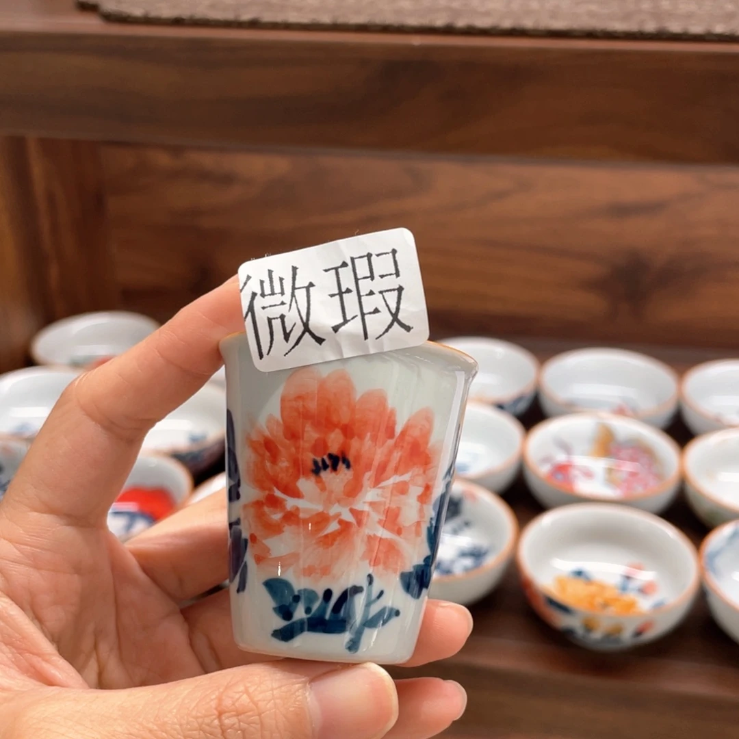 釉下手绘茶具微瑕