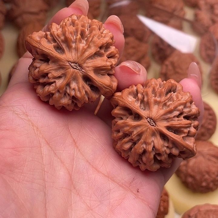 L***U把件文玩核桃秦闷43