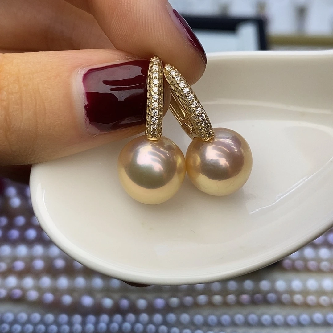 银S925镀金镶嵌淡水珍珠颈饰11-12金属光
