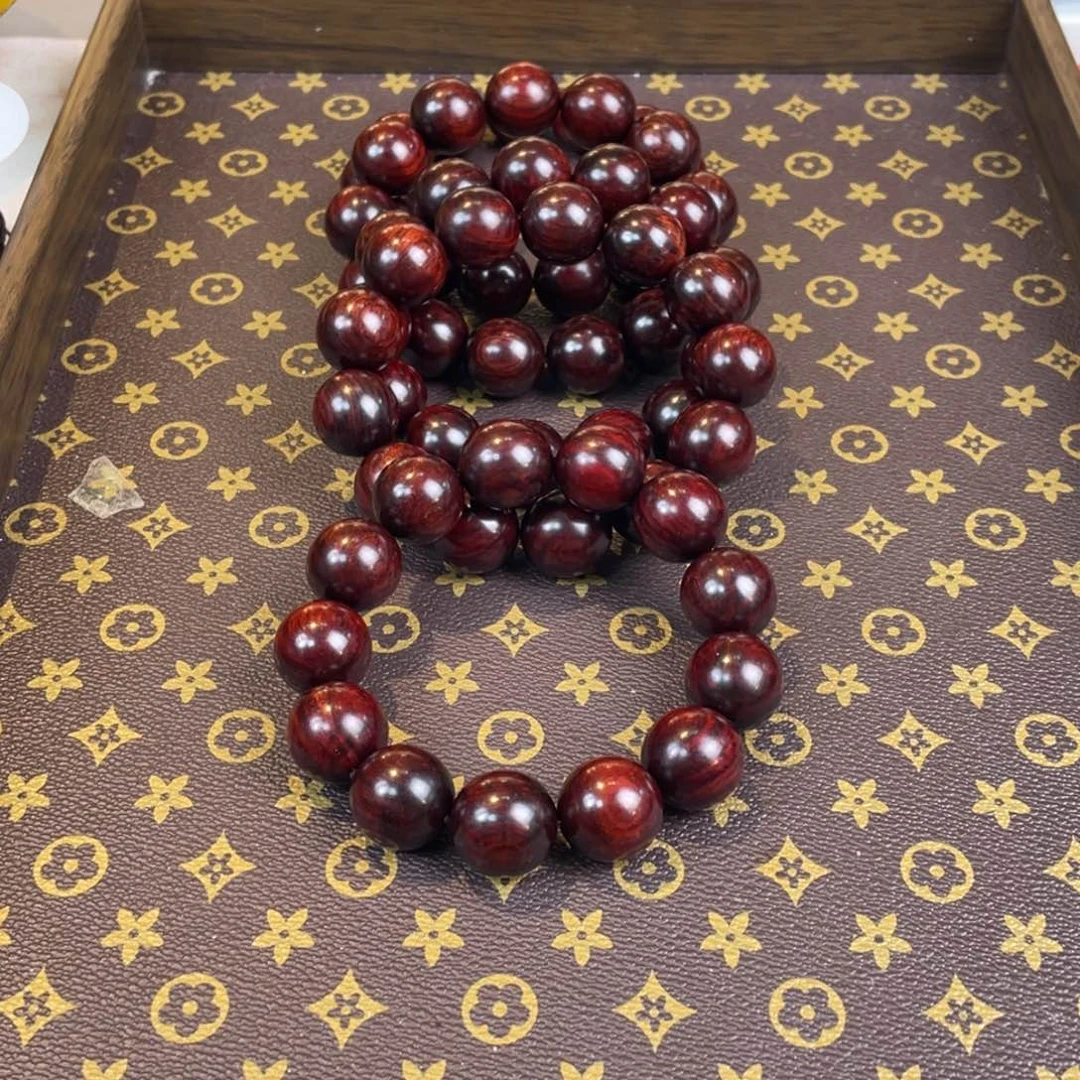 檀香紫檀（小叶紫檀）180号1.8水波纹单圈檀香紫檀