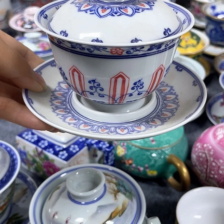 小***球摆件景德镇陶瓷、景德镇陶瓷