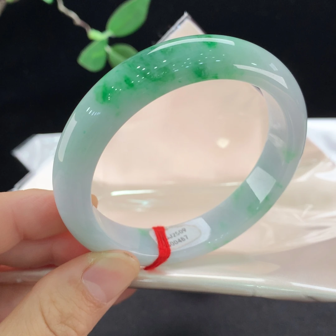 翡翠未镶嵌手镯0487