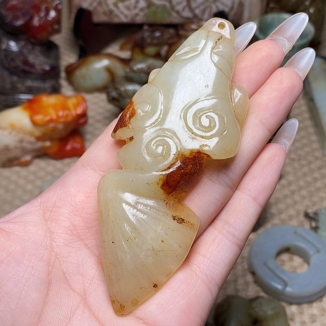 未镶嵌蛇纹石玉颈饰