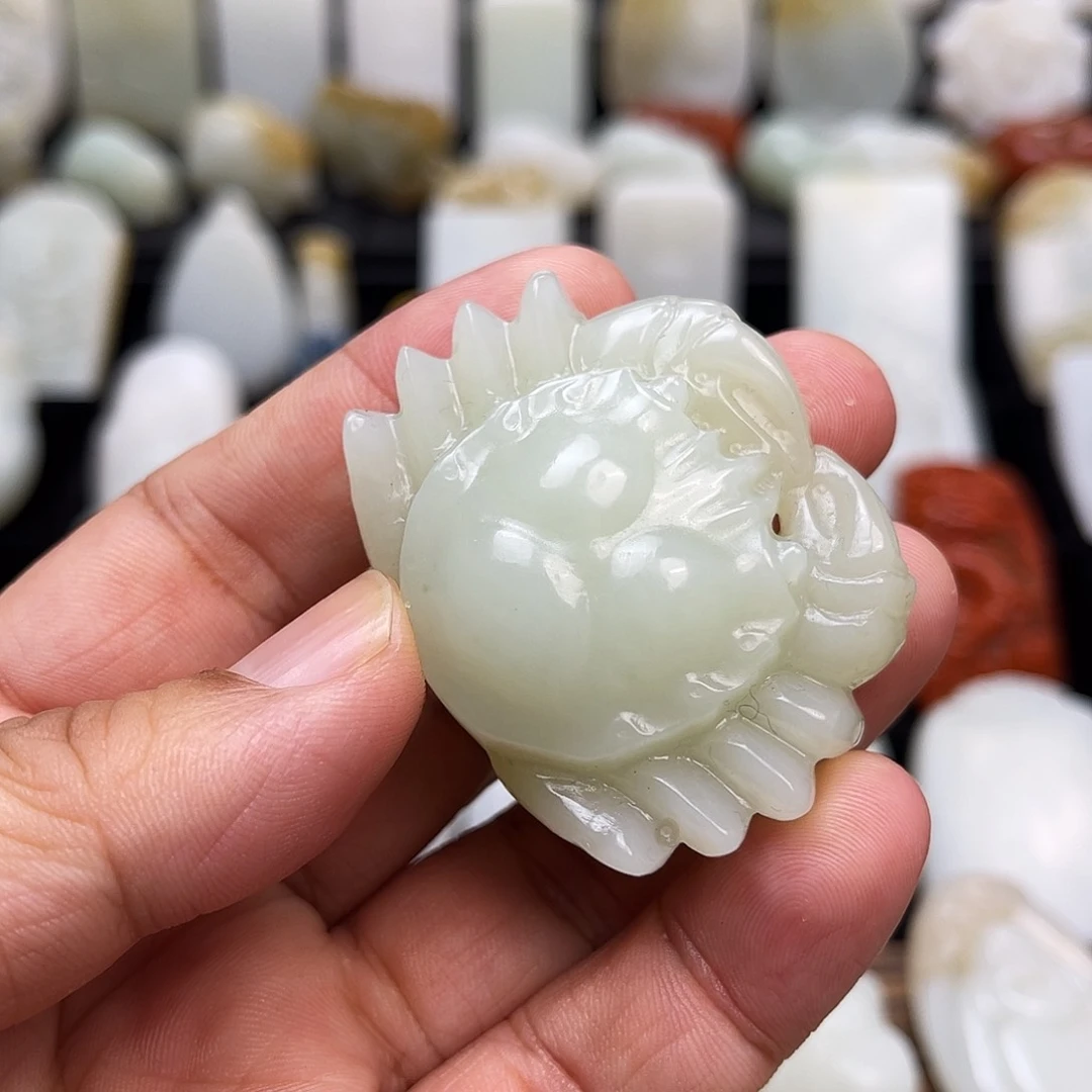 和田玉颈饰未镶嵌五*