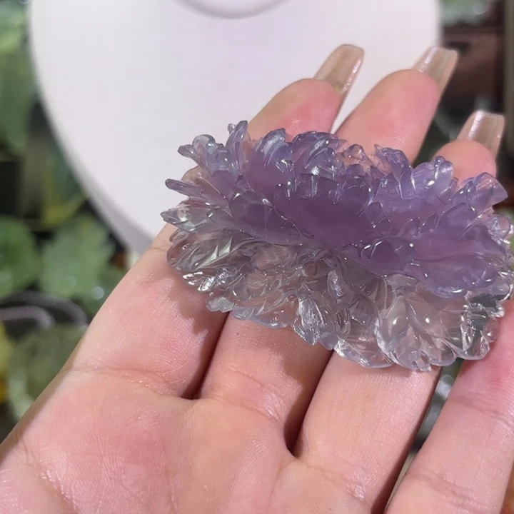 蛇纹石玉未镶嵌颈饰黎*珊随机发