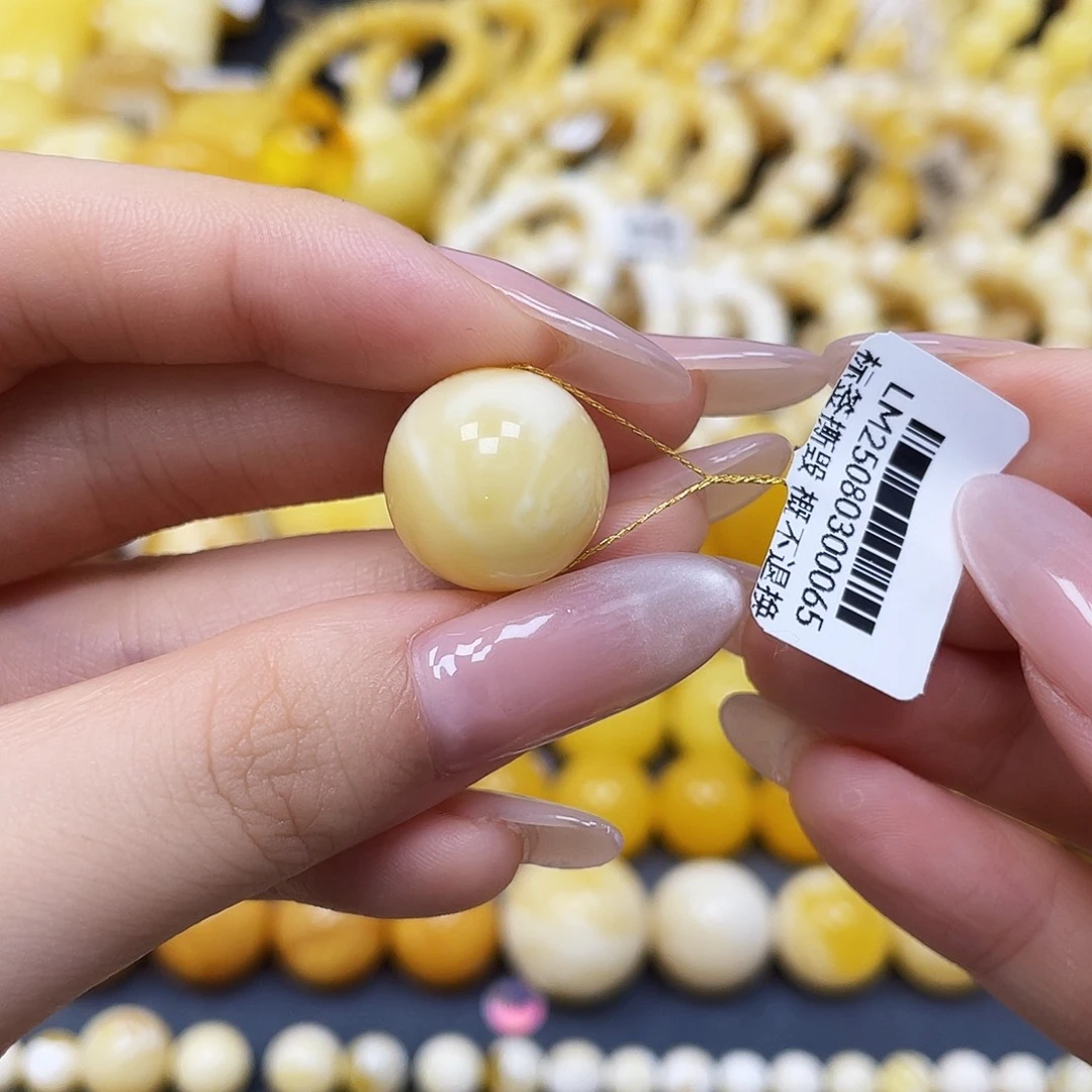 蜜蜡未镶嵌裸石沁色圆珠16.2mm