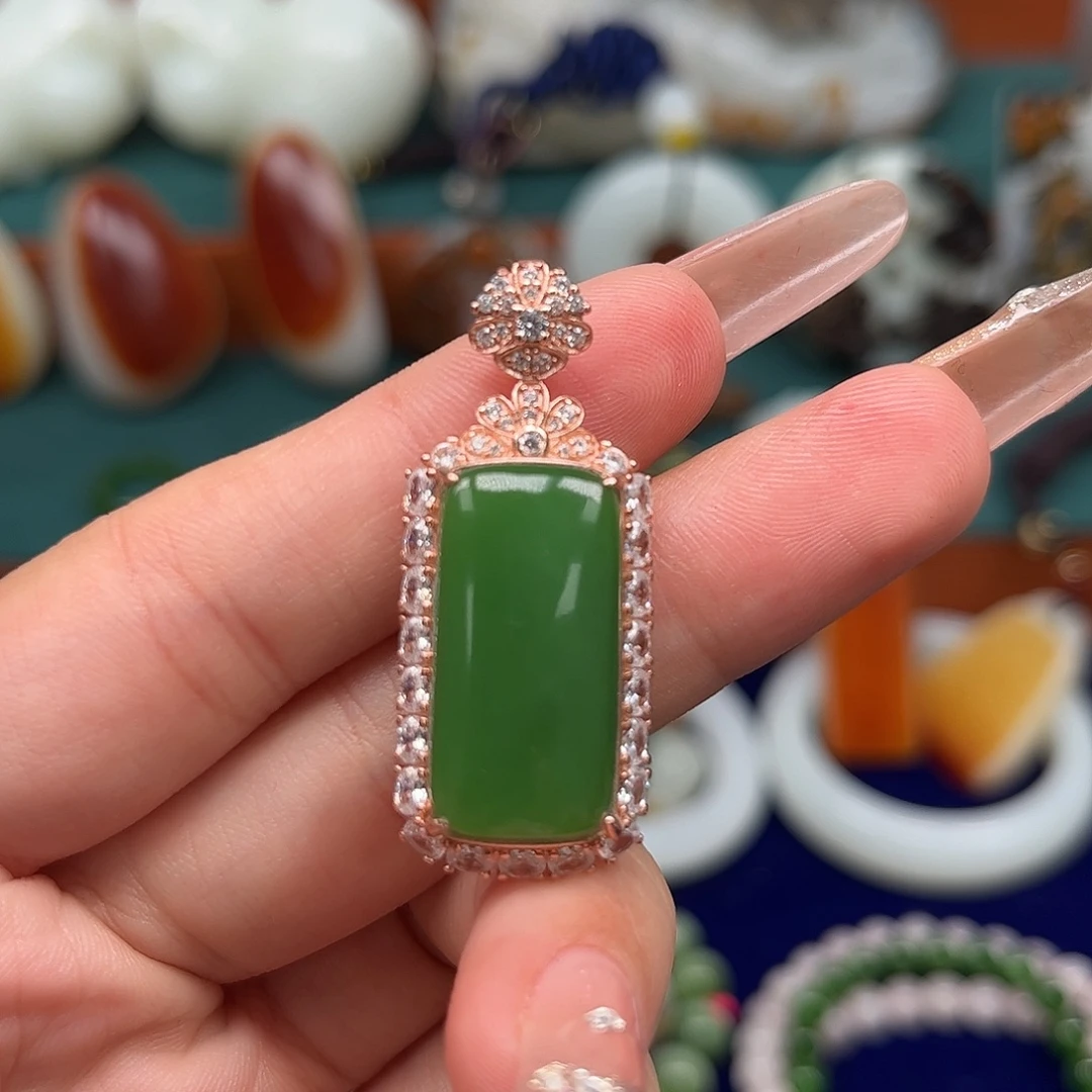 和田玉银S925镀金镶嵌颈饰