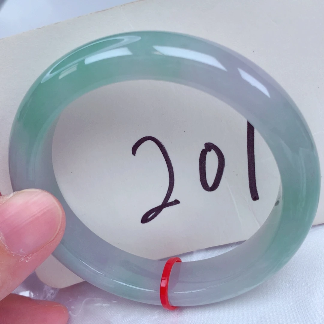 翡翠未镶嵌手镯翡翠