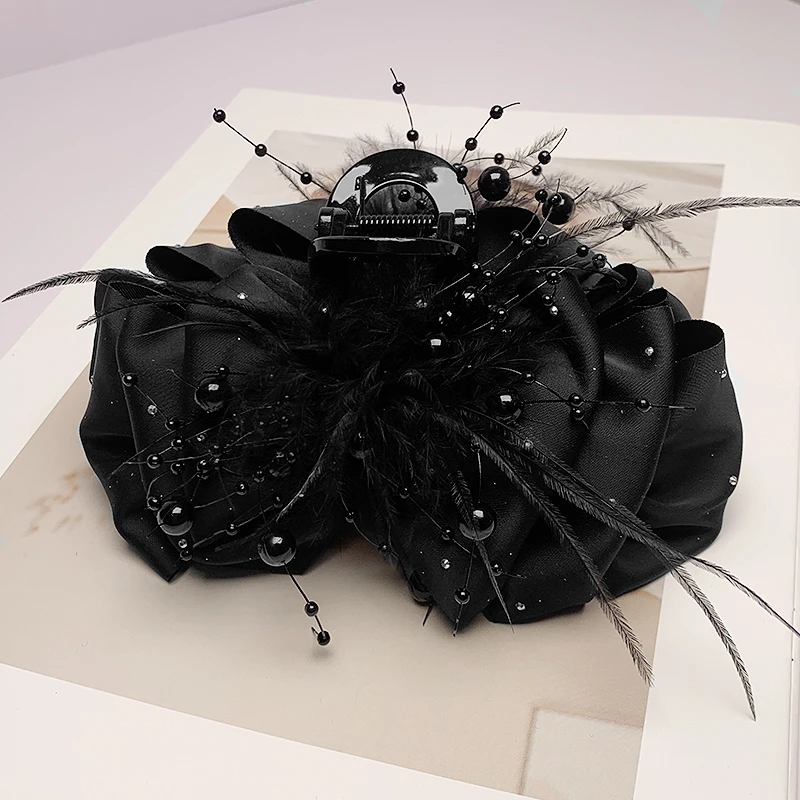 【洛琳饰品】气质百搭鸵鸟羽毛珠珠流苏抓夹显发量蓬松高颅顶鲨鱼夹