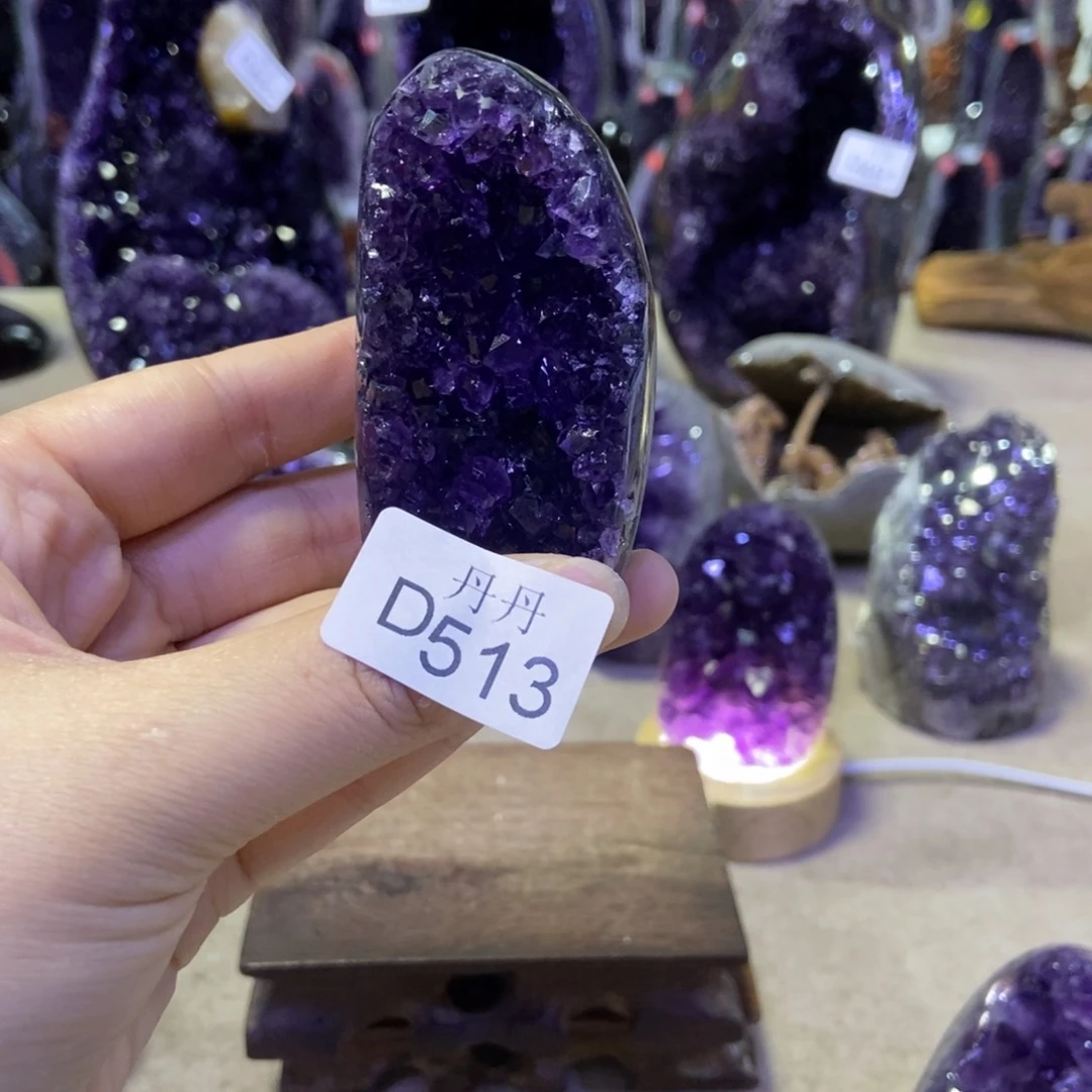 未镶嵌水晶大型摆件（非配饰）