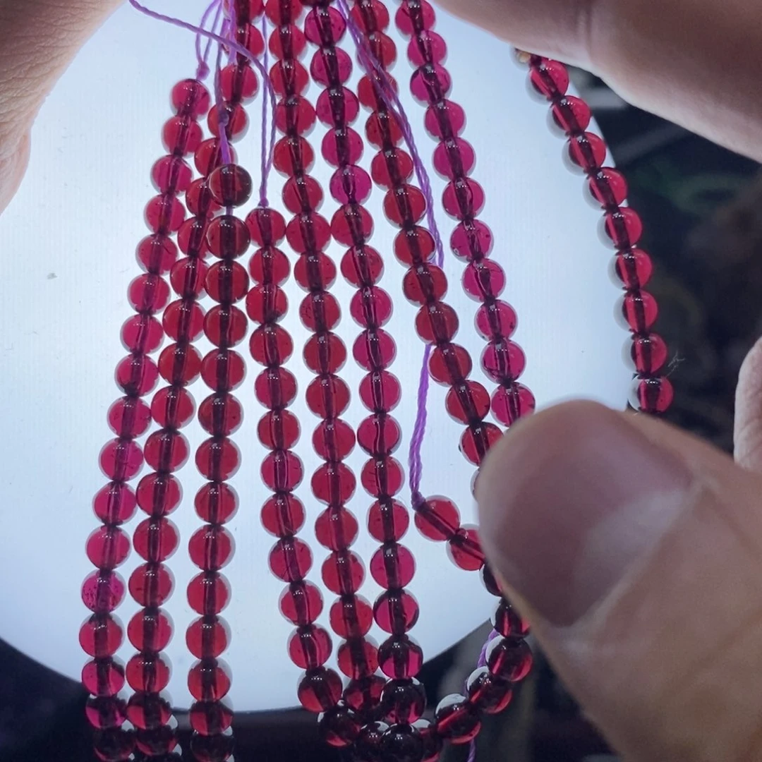 水晶手链未镶嵌石榴石