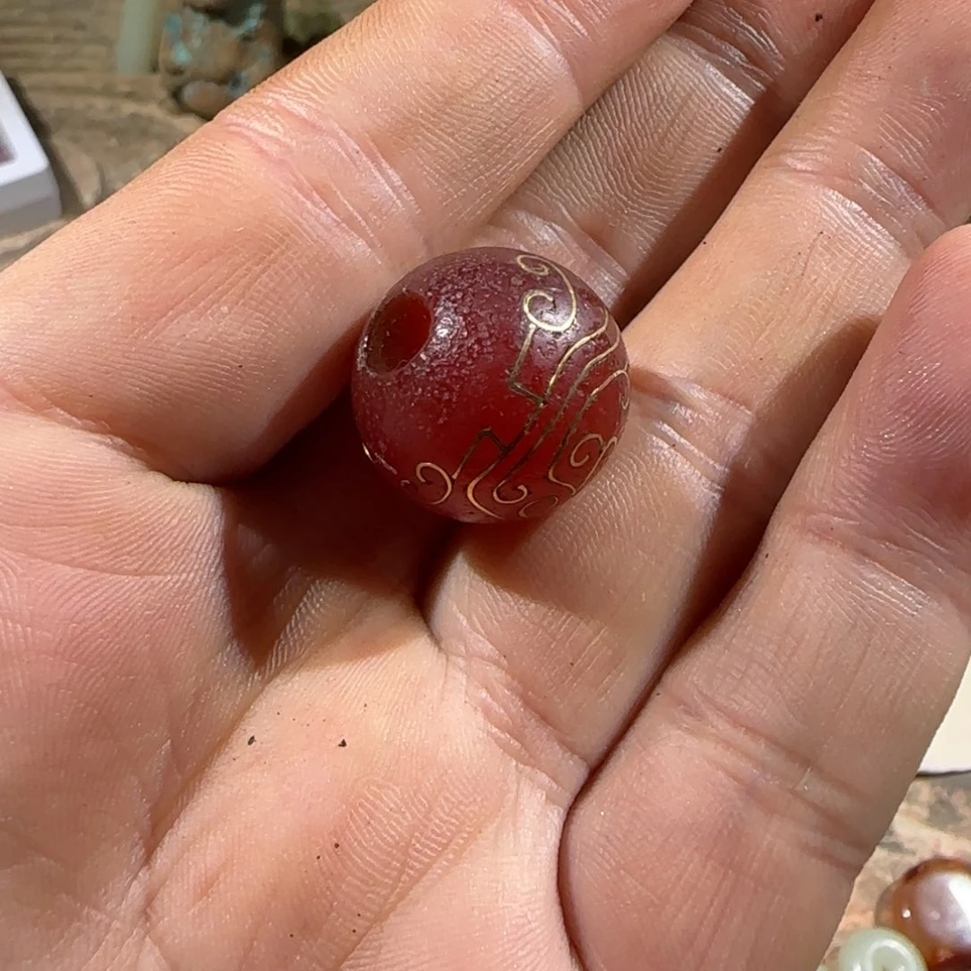 用***2玛瑙/玉髓未镶嵌颈饰