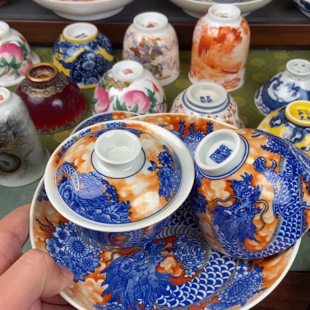 陶瓷的的设计师是一个