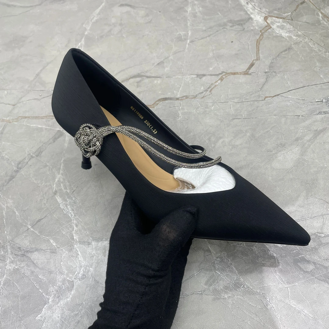 e (孤品)  38码凉鞋女 (超纤)19986