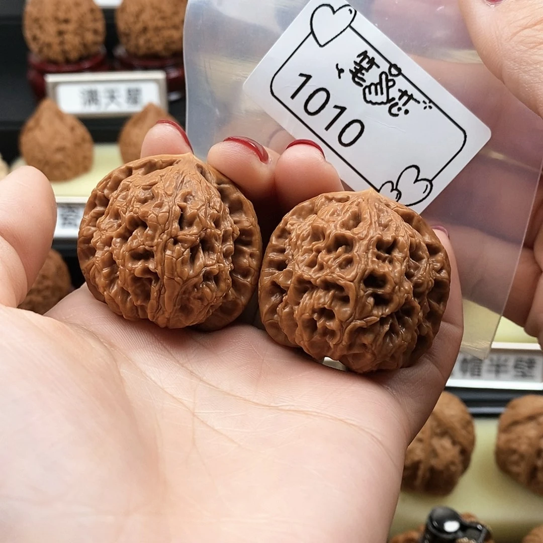 文玩核桃把件气****水龙1010