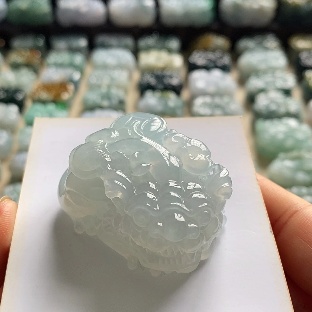 翡翠未镶嵌颈饰天然翡翠貔貅吊坠