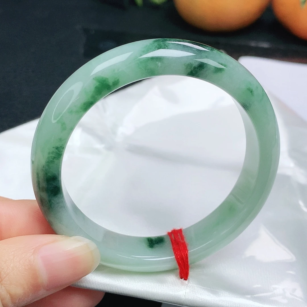 翡翠手镯未镶嵌正
