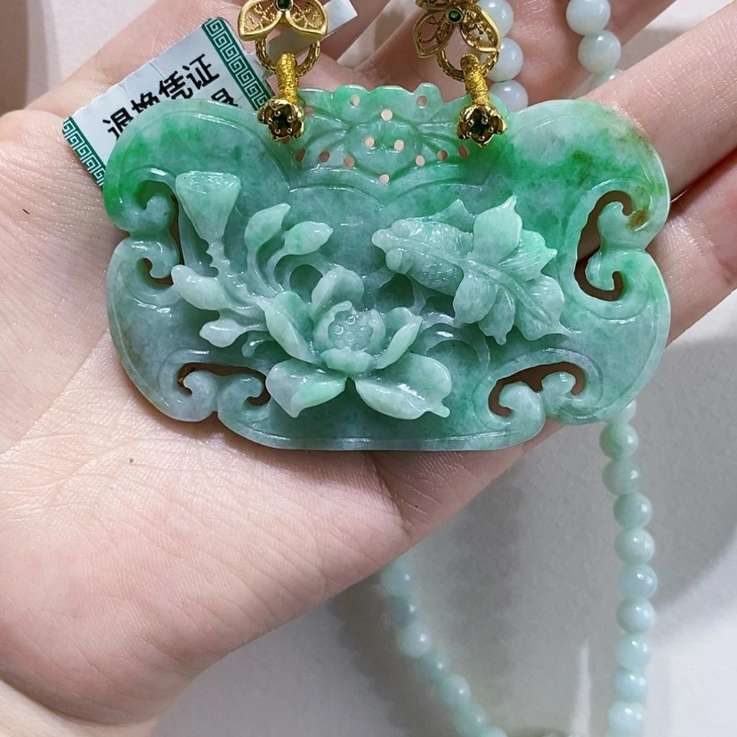 【闪购商品】翡翠未镶嵌颈饰