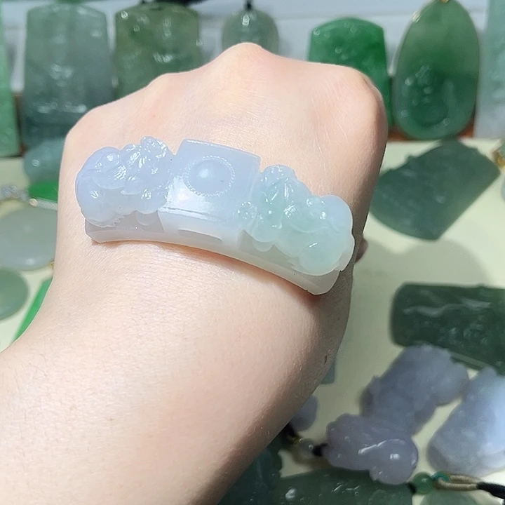 大***龙未镶嵌定制翡翠天然翡翠