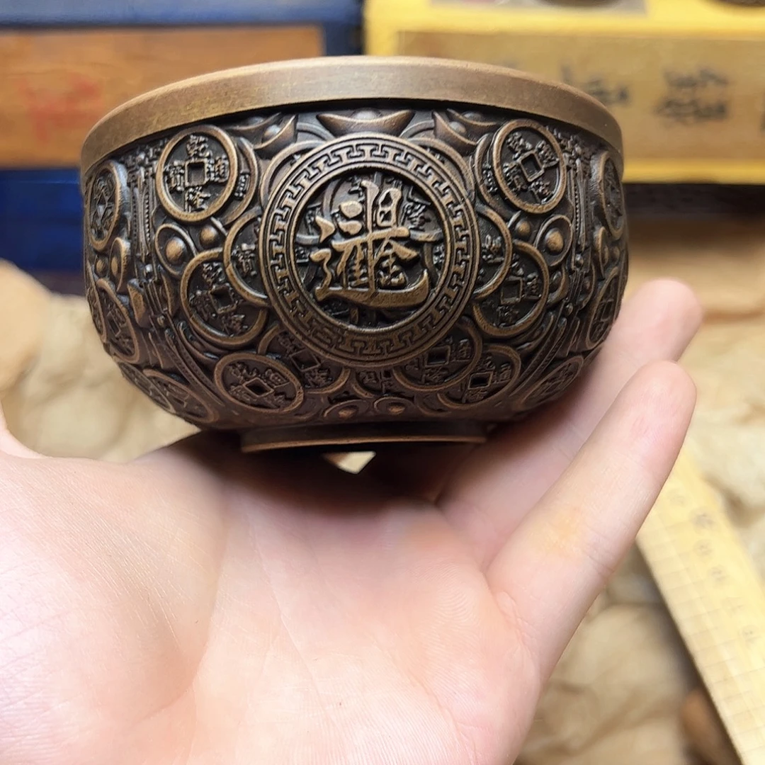 文玩铜器做工精良