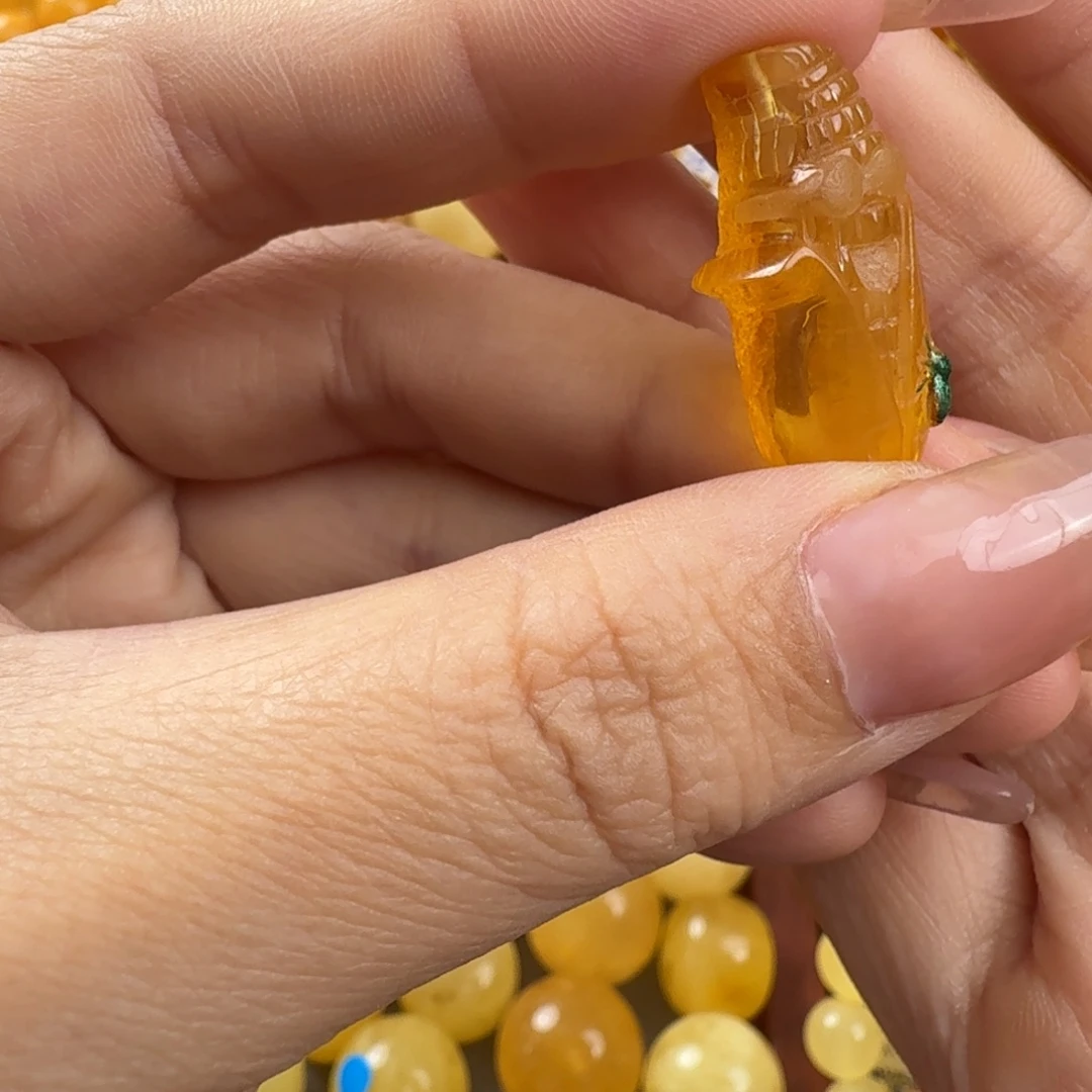 琥珀未镶嵌珠宝奇石
