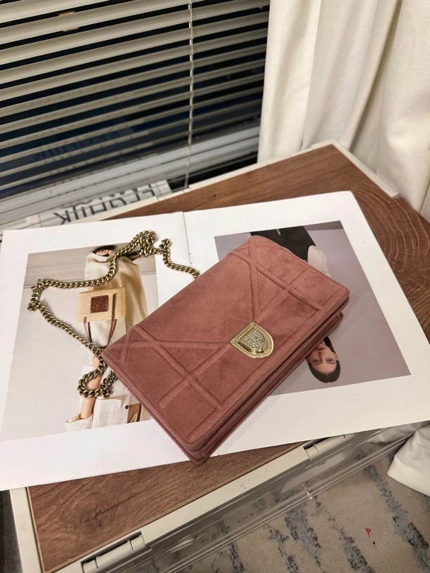 95新 DIOR/迪奥 时尚休闲单肩包简约设计百搭款