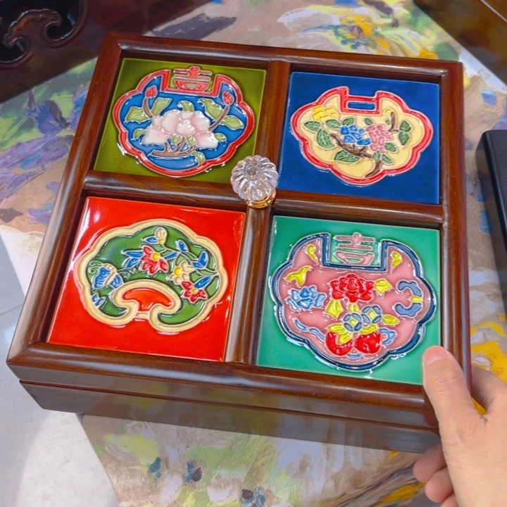 御***)盖子款瓷板画艺术作品