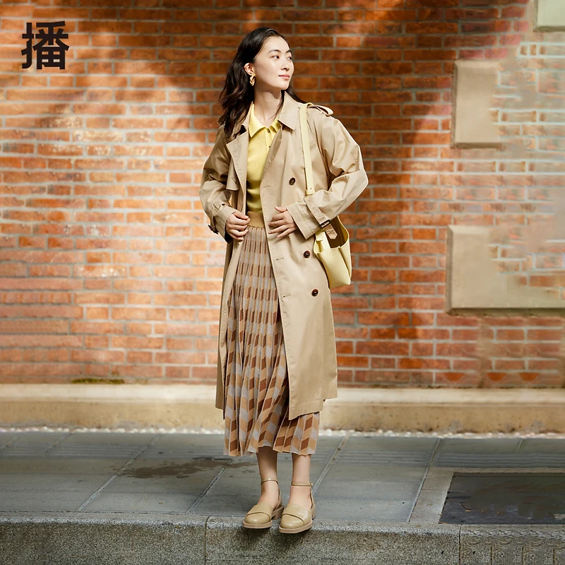 【陈嘉尔专属】播经典双排扣风衣午后枫林BDQ3FD0179