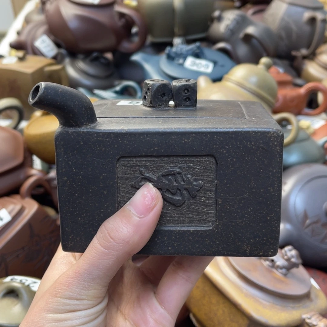 紫砂茶壶一**规紫砂微瑕