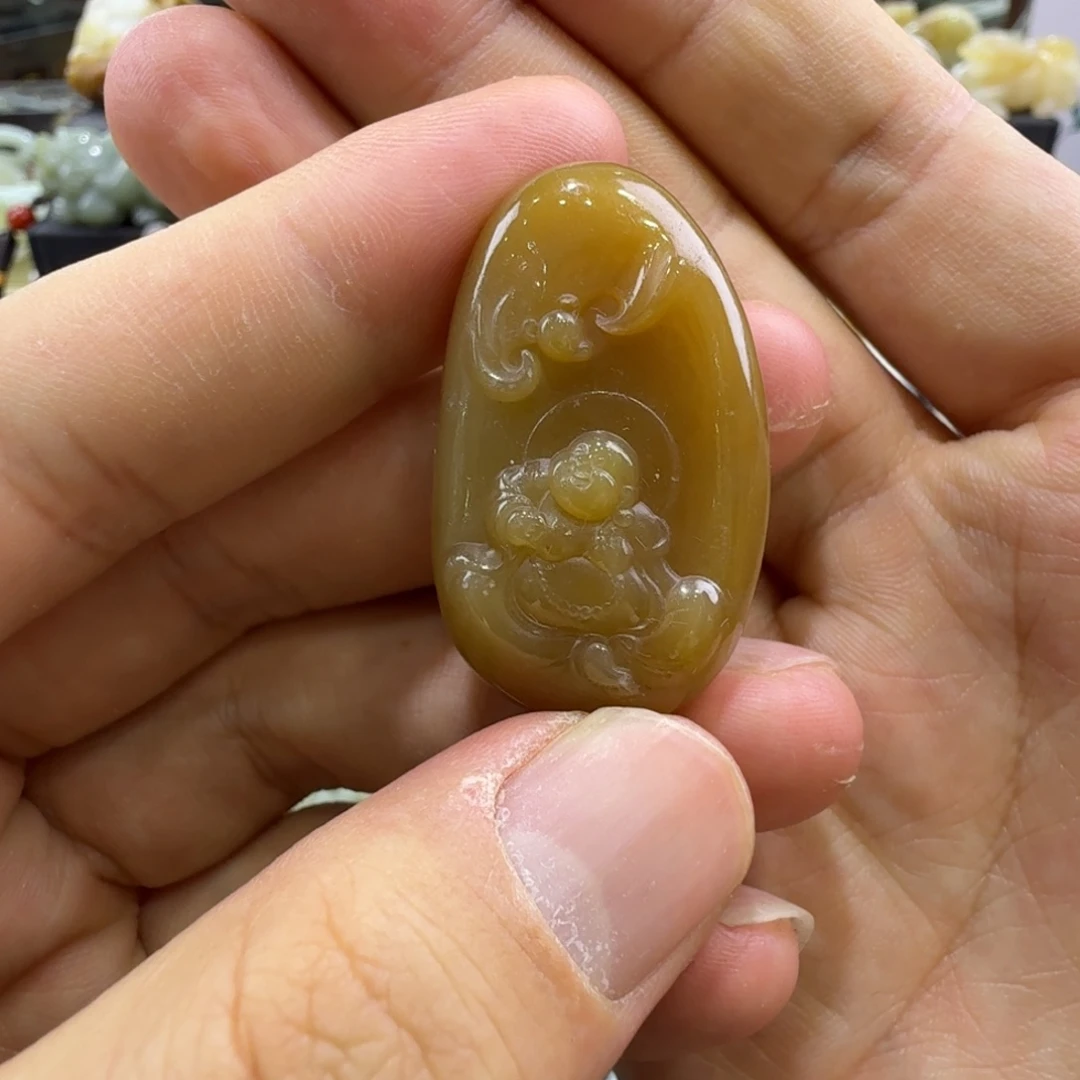 和田玉（糖玉）未镶嵌吊坠(赠链)新疆和田玉佛公