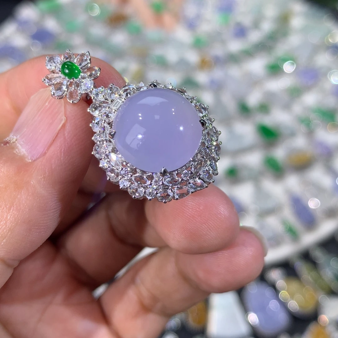 吊坠(不含链)18K金镶嵌翡翠