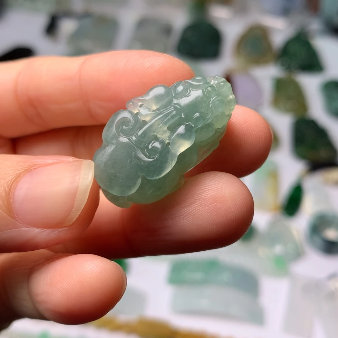 定制翡翠未镶嵌翡翠