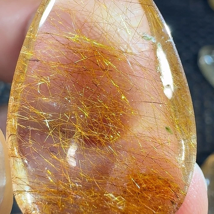 未镶嵌颈饰水晶英*